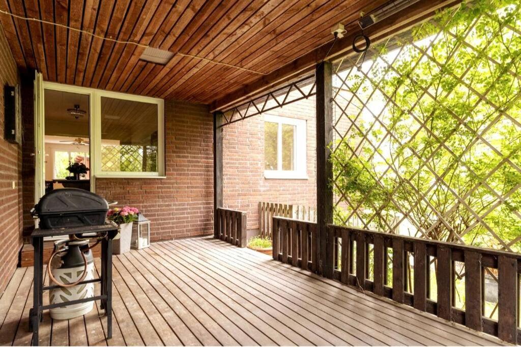Modernt & Rymligt Sommarhus Pa Landet- Bubbelpool Villa Eskilstuna Exterior photo